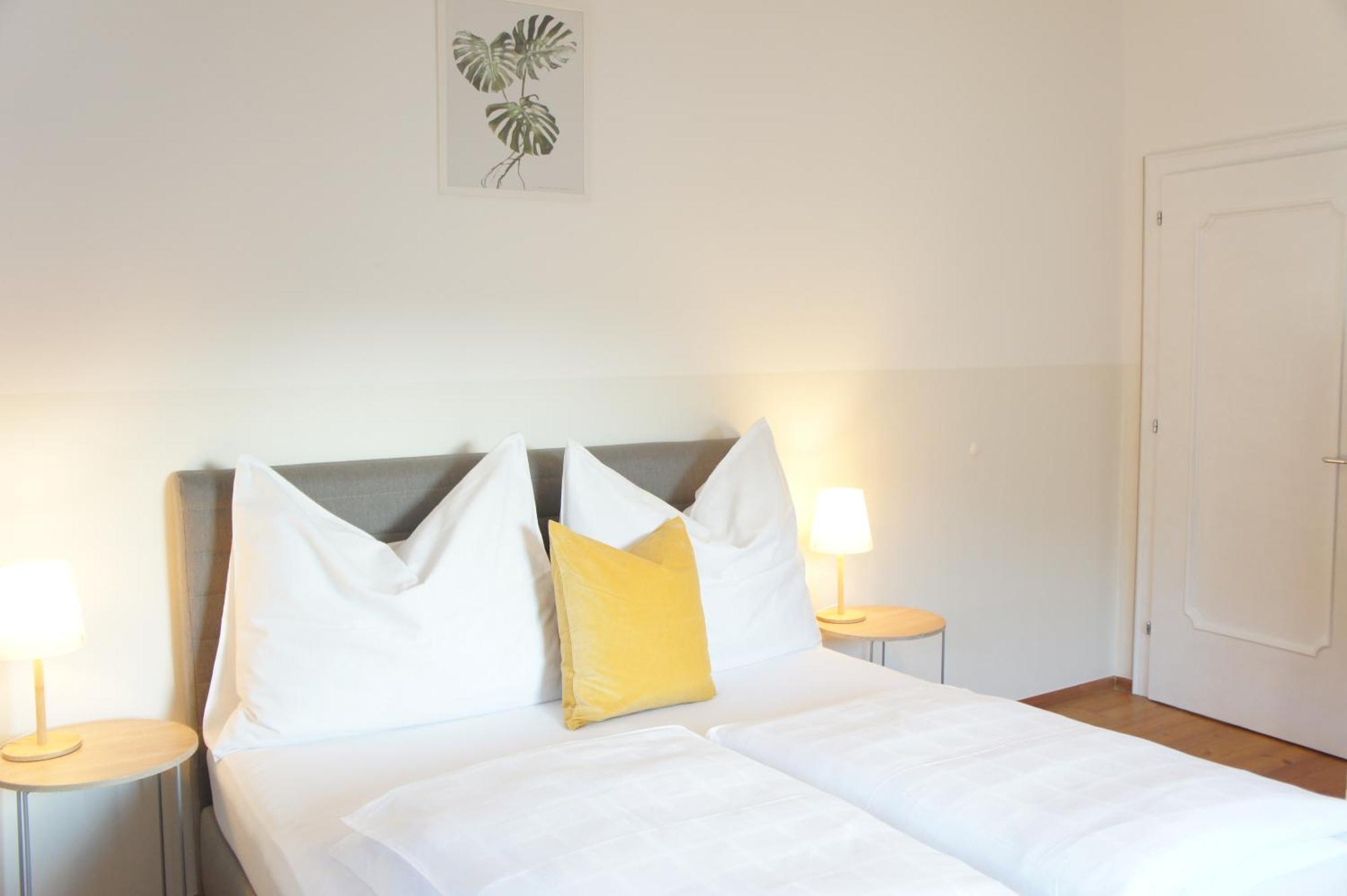 Schwarzacherhof Pension & Apartments Schwarzach im Pongau Rom bilde